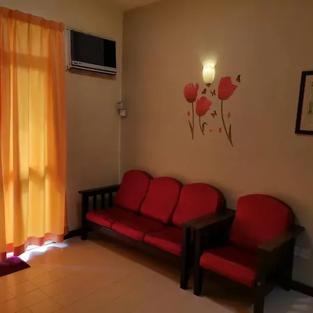 Bayu Emas Batu Ferringhi Penang Apartment Bagian luar foto